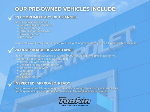 Used 2023 Chevrolet Traverse RS image 3