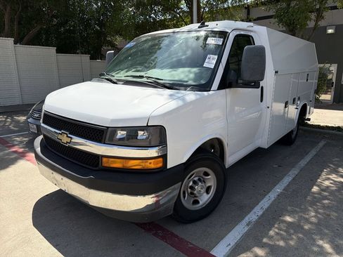 Used 2021 Chevrolet Express 3500 w/ Power Convenience Package RWD image 1