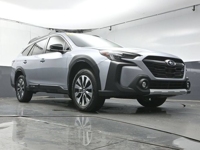 Used 2025 Subaru Outback Limited w/ Popular Package #2 AWD/4WD image 35