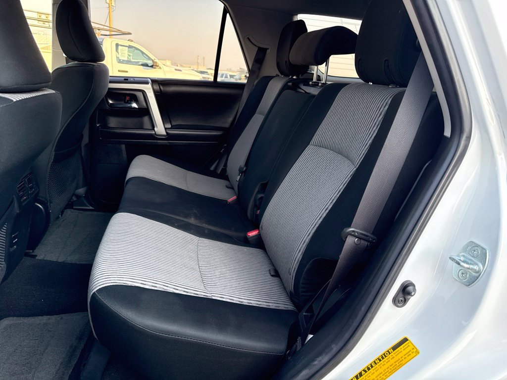 Used 2016 Toyota 4Runner SR5 AWD/4WD image 20