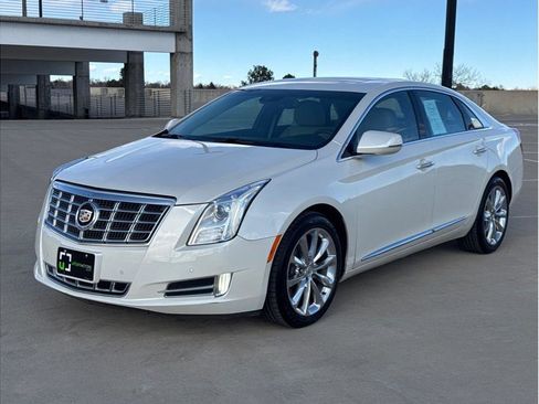 Used 2013 Cadillac XTS Premium image 3