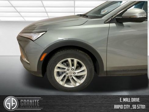 Used 2025 Buick Envista Preferred w/ Convenience I Package image 12