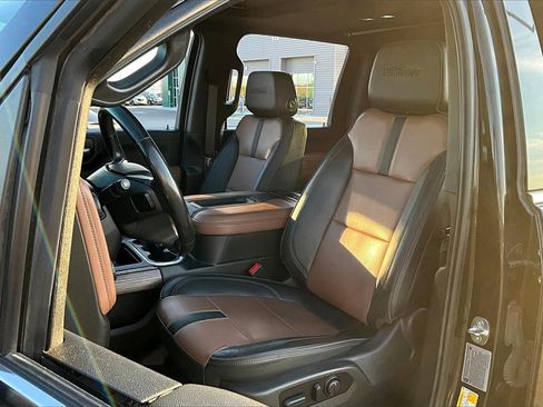 Used 2022 Chevrolet Silverado 3500 High Country w/ Safety Package II image 25