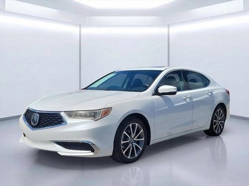 Used 2018 Acura TLX V6 FWD image 2
