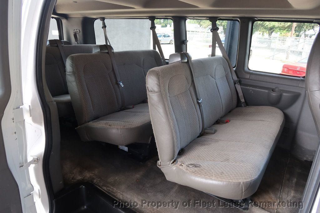 Used 2016 Chevrolet Express 3500 LT w/ LT Preferred Equipment Group RWD image 17
