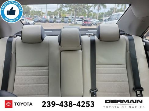 Used 2015 Toyota Camry XSE FWD image 30