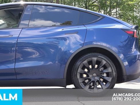 Used 2023 Tesla Model Y Long Range AWD/4WD image 6