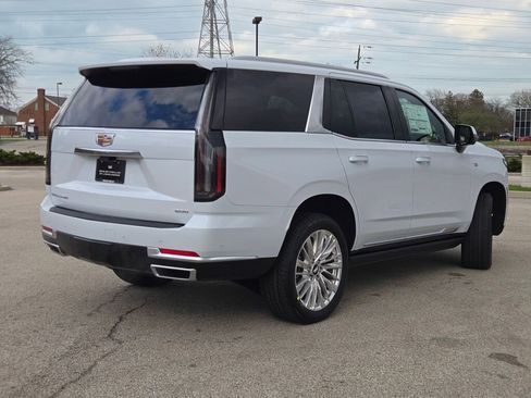 New 2026 Cadillac Escalade Luxury image 13