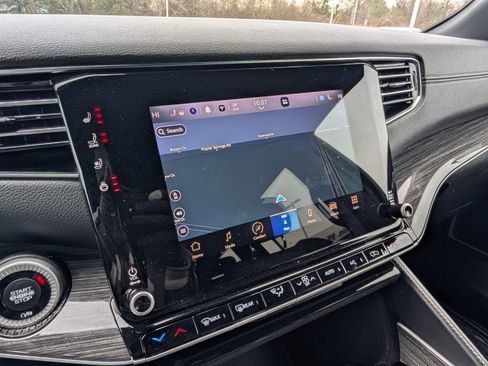 Used 2022 Jeep Wagoneer Series II image 19