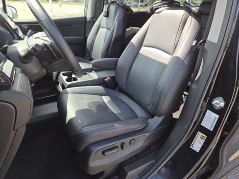 Used 2023 Honda Odyssey Touring image 24