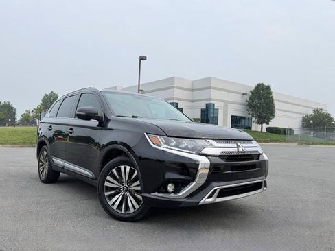 Used 2019 Mitsubishi Outlander SEL AWD/4WD image 2