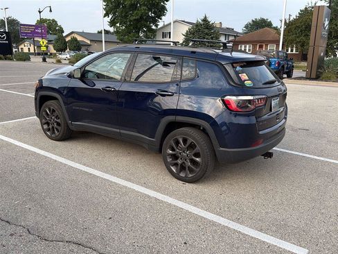 Used 2021 Jeep Compass Latitude AWD/4WD image 11