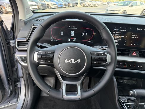 Used 2025 Kia Sportage EX w/ Premium Package FWD image 22