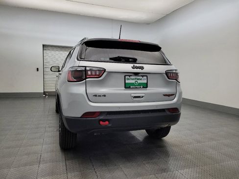 Used 2024 Jeep Compass Trailhawk image 6