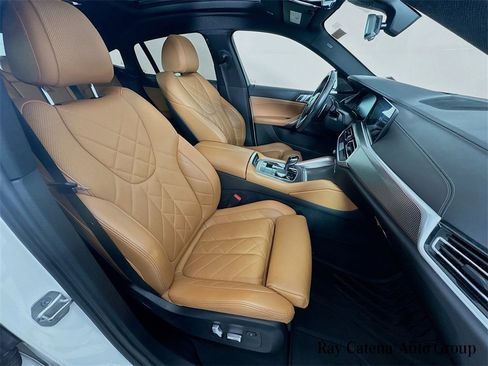 Used 2023 BMW X6 xDrive40i w/ M Sport Package image 30