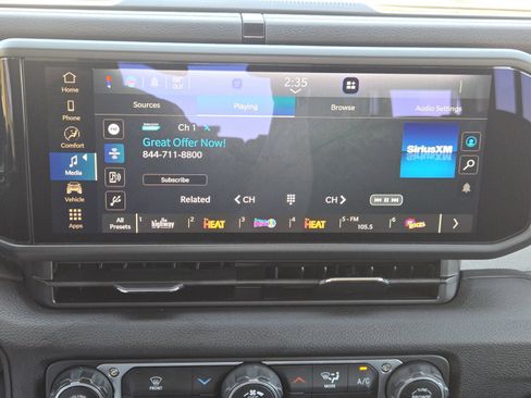 Used 2025 Jeep Wrangler Unlimited Sport AWD/4WD image 20