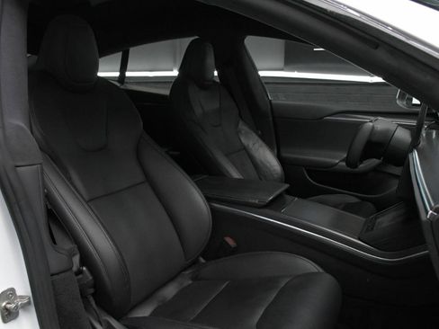 Used 2021 Tesla Model S Plaid AWD/4WD image 33