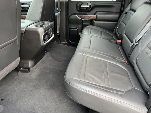 Used 2021 GMC Sierra 3500 Denali w/ Denali Ultimate Package image 17