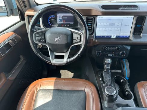 Used 2022 Ford Bronco Outer Banks AWD/4WD image 13
