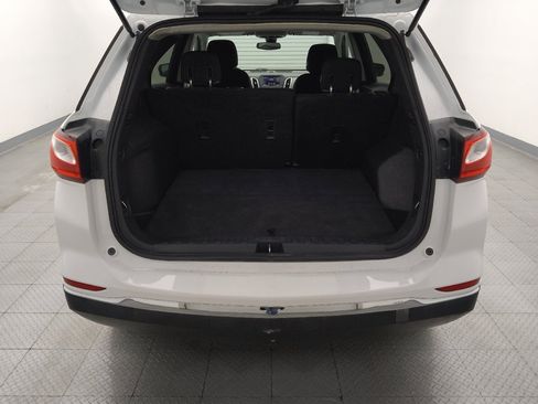 Used 2020 Chevrolet Equinox LS w/ LS Convenience Package FWD image 29
