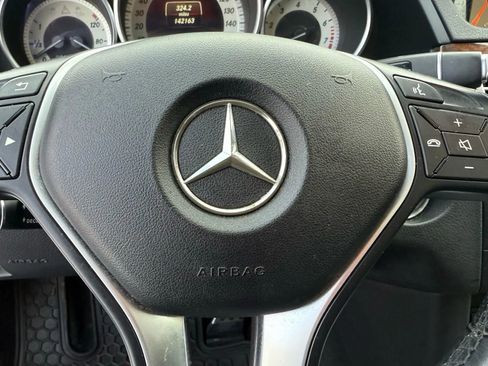 Used 2016 Mercedes-Benz E 350 4MATIC Wagon w/ Premium Package image 22