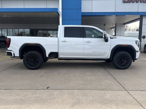 New 2026 GMC Sierra 3500 Denali w/ Denali Reserve Package image 2