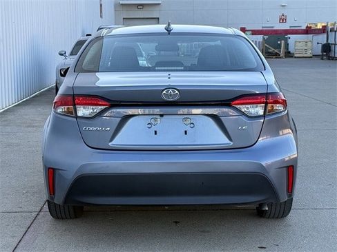 Used 2024 Toyota Corolla LE image 5