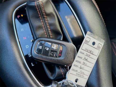 Used 2025 Honda HR-V Sport image 32