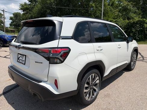 New 2026 Subaru Forester Touring AWD/4WD image 7