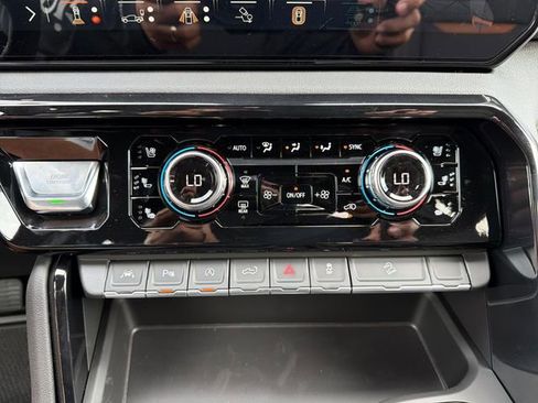 New 2026 GMC Sierra 1500 AT4 AWD/4WD image 14