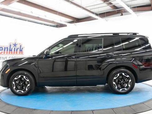 Used 2024 Hyundai Santa Fe SEL FWD image 5