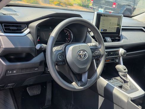 Used 2025 Toyota RAV4 XLE w/ Convenience Package AWD/4WD image 10