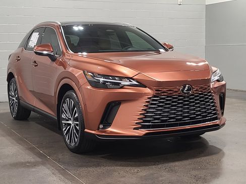 New 2026 Lexus RX 350h AWD/4WD image 2