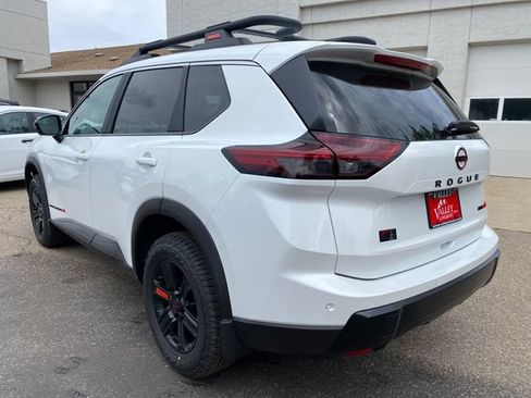 New 2026 Nissan Rogue SV w/ Rock Creek Premium Package AWD/4WD image 3