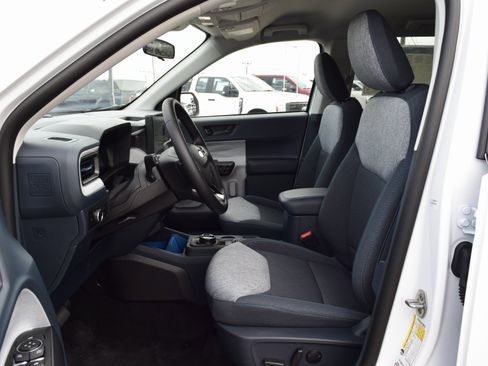 New 2025 Ford Maverick XLT w/ XLT Luxury Package image 18