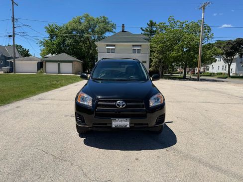 Used 2012 Toyota RAV4 4WD w/ Value Pkg image 2