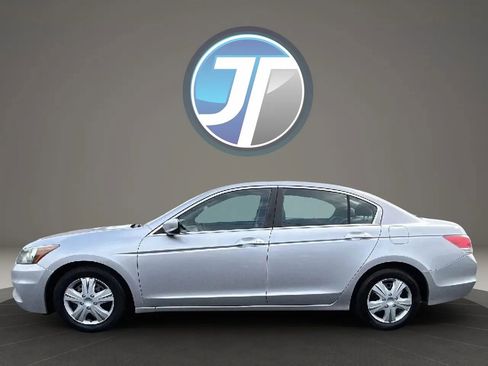 Used 2012 Honda Accord LX image 13
