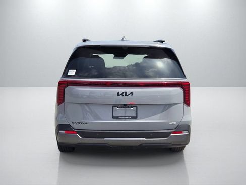 New 2026 Kia Carnival SX Prestige FWD image 5