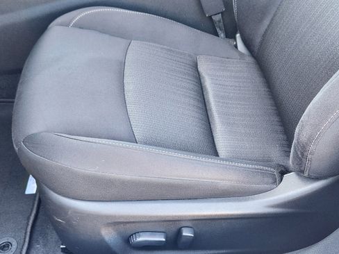 Used 2025 Nissan Altima 2.5 SV image 24