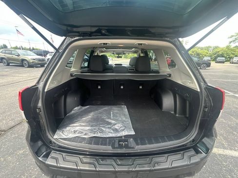 Certified 2023 Subaru Forester Premium AWD/4WD image 14
