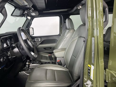 Certified 2024 Jeep Wrangler High Altitude image 23
