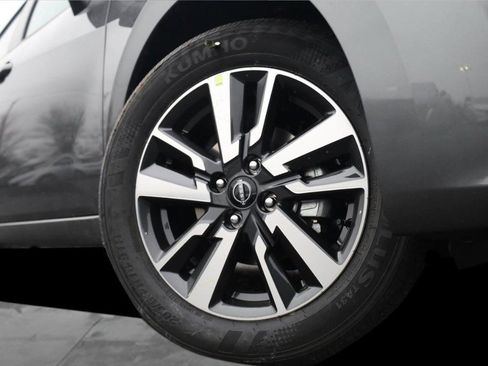 New 2025 Nissan Versa SV w/ Trunk Package image 3