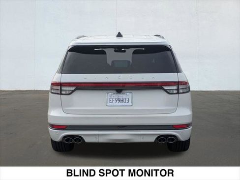 Used 2025 Lincoln Aviator Reserve w/ Equipment Group 201A image 4