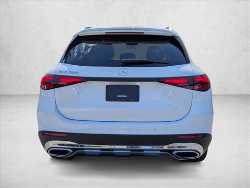 New 2026 Mercedes-Benz GLC 300 image 7