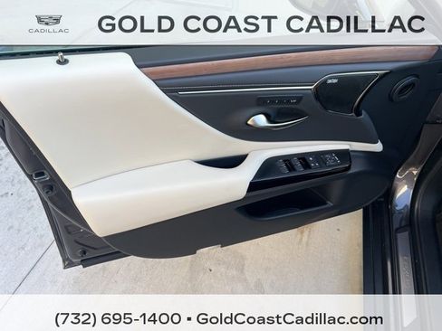 Used 2023 Lexus ES 350 Ultra Luxury image 15