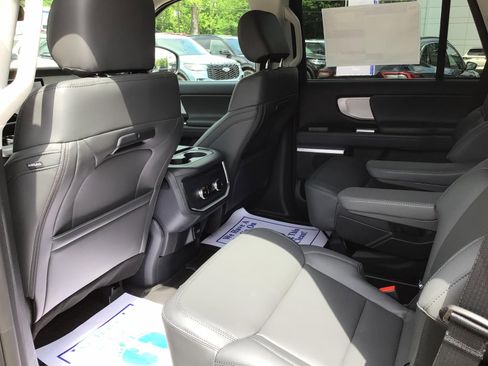 New 2026 Ford Expedition Active RWD image 15