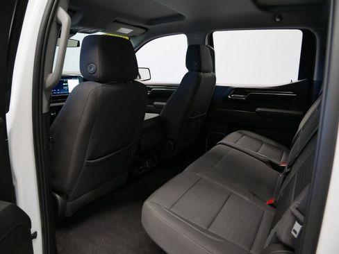 Used 2023 Chevrolet Silverado 1500 LT w/ Protection Package image 7