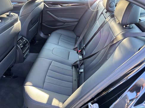 Used 2021 BMW 530i xDrive w/ Convenience Package AWD/4WD image 47