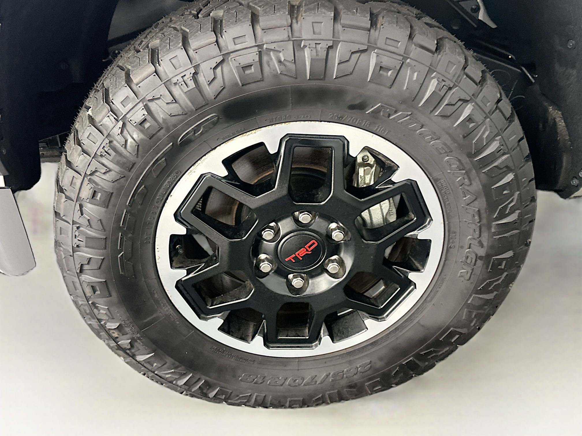 Used 2025 Toyota Tacoma TRD Off-Road AWD/4WD image 11