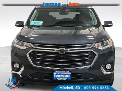 Used 2018 Chevrolet Traverse LT w/ LPO, Floor Liner Package AWD/4WD image 3